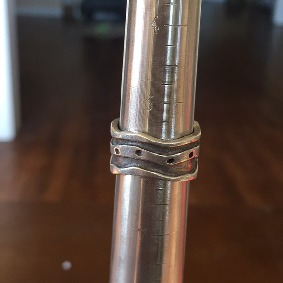 Wavy Band Ring - Picture 4 of 4